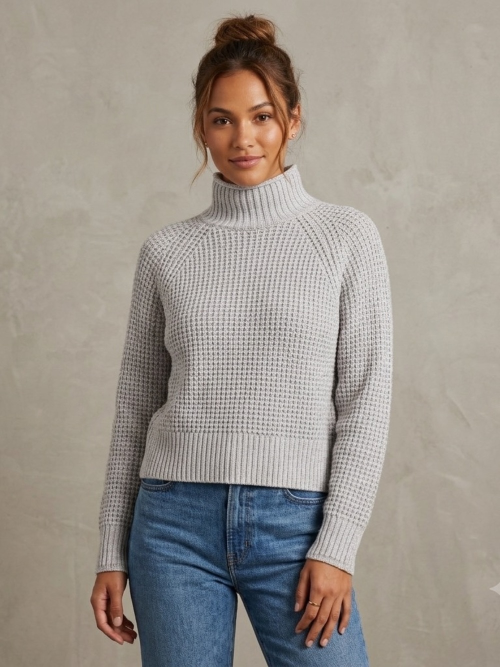 AE Gray Chunky Knit Rolled Turtle Neck Sweater M Cozycove Crop Cottagecore Cabin